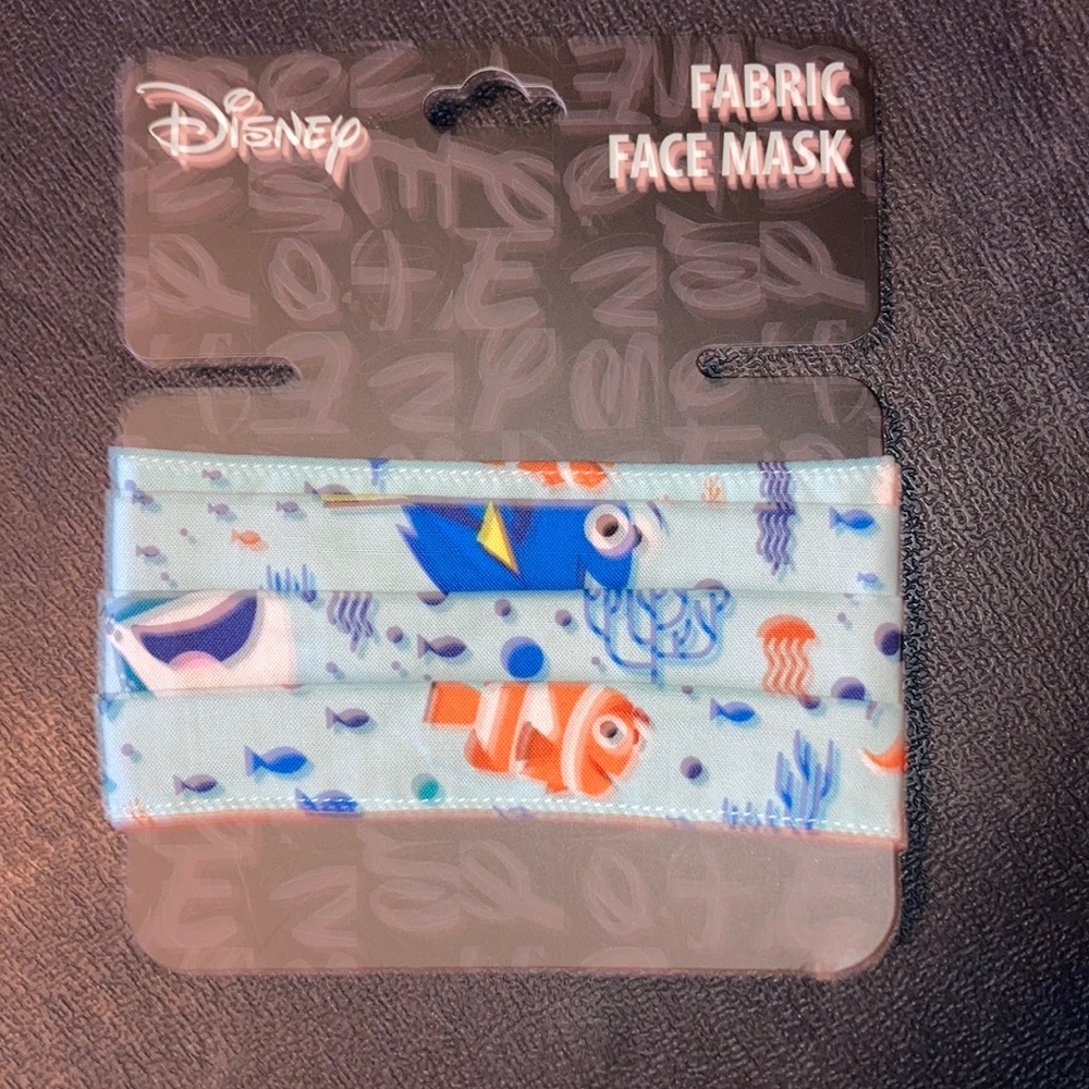 Disney Finding Nemo Face Mask